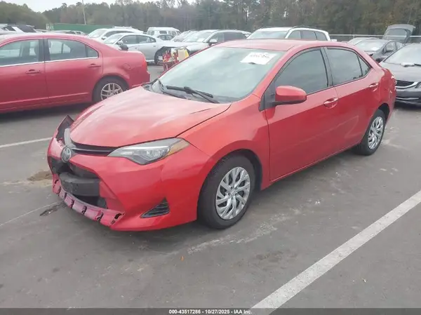 5YFBURHE0KP945606 2019 TOYOTA COROLLA - Image 2