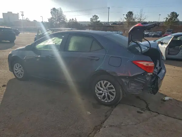 5YFBURHE0KP946688 2019 TOYOTA COROLLA - Image 2