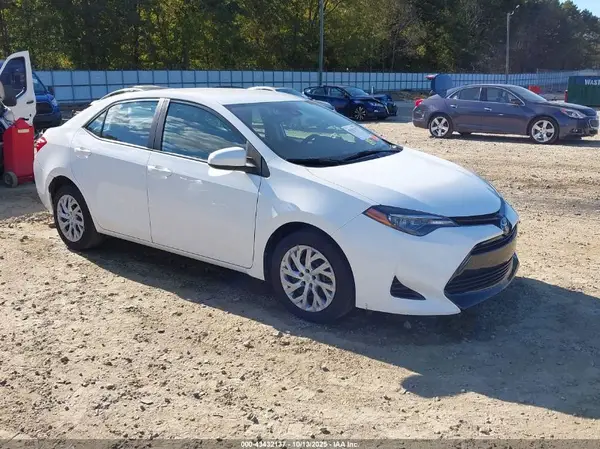 5YFBURHE0KP947386 2019 TOYOTA COROLLA - Image 1