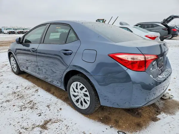 5YFBURHE0KP949073 2019 TOYOTA COROLLA - Image 2