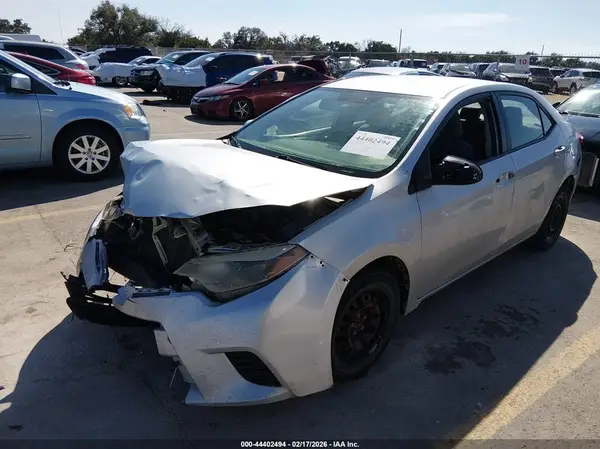 5YFBURHE1GP368656 2016 TOYOTA COROLLA - Image 2