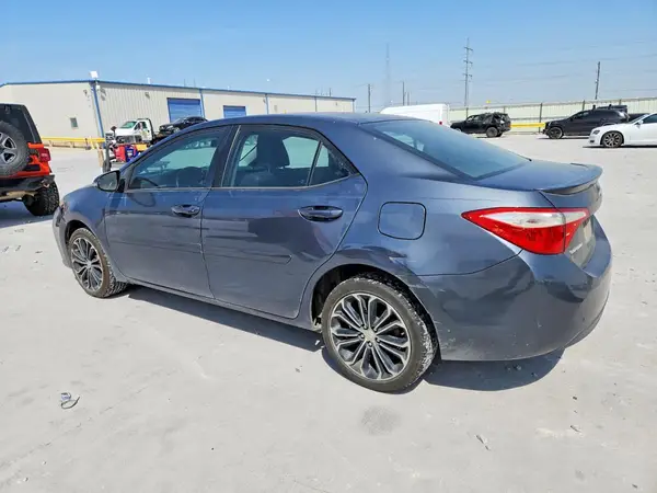 5YFBURHE1GP392018 2016 TOYOTA COROLLA - Image 2