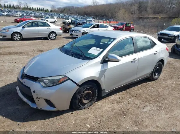 5YFBURHE1GP394996 2016 TOYOTA COROLLA - Image 2