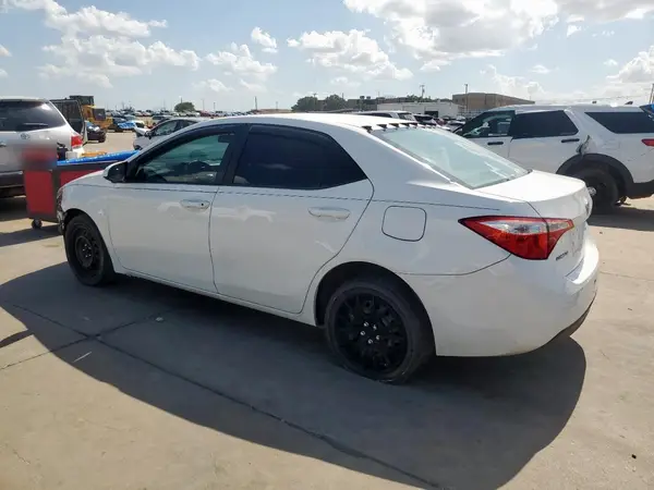 5YFBURHE1GP395047 2016 TOYOTA COROLLA - Image 2