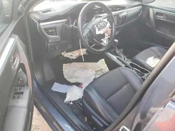 5YFBURHE1GP398451 2016 TOYOTA COROLLA - Image 8