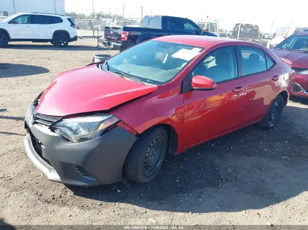 5YFBURHE1GP400781 2016 TOYOTA COROLLA - Image 2