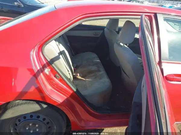 5YFBURHE1GP400781 2016 TOYOTA COROLLA - Image 8