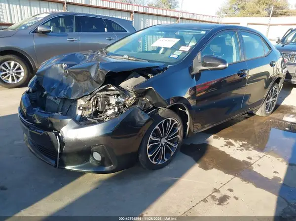 5YFBURHE1GP408492 2016 TOYOTA COROLLA - Image 2