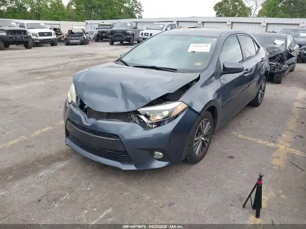 5YFBURHE1GP415300 2016 TOYOTA COROLLA - Image 2