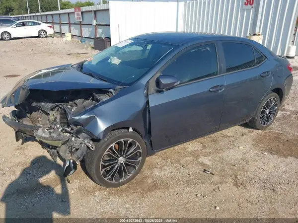 5YFBURHE1GP427690 2016 TOYOTA COROLLA - Image 2