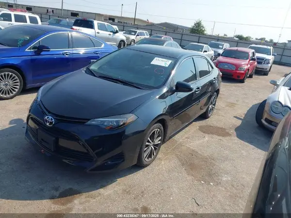 5YFBURHE1GP428791 2016 TOYOTA COROLLA - Image 2