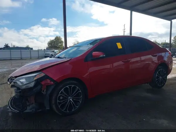 5YFBURHE1GP432873 2016 TOYOTA COROLLA - Image 2