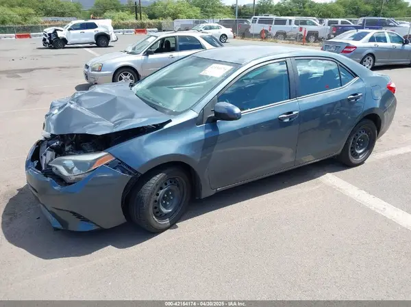 5YFBURHE1GP438169 2016 TOYOTA COROLLA - Image 2