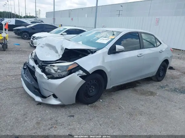 5YFBURHE1GP439239 2016 TOYOTA COROLLA - Image 2