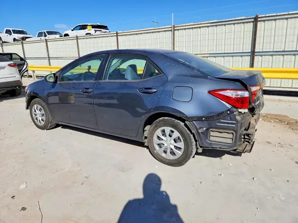 5YFBURHE1GP456395 2016 TOYOTA COROLLA - Image 2