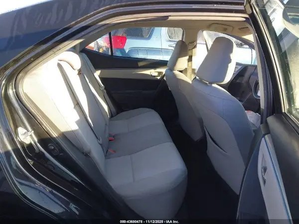 5YFBURHE1GP460690 2016 TOYOTA COROLLA - Image 8