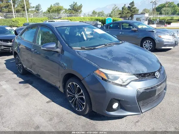 5YFBURHE1GP461953 2016 TOYOTA COROLLA - Image 1