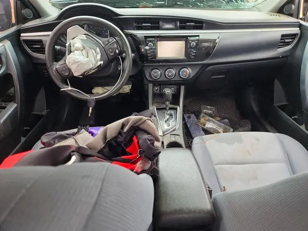 5YFBURHE1GP467879 2016 TOYOTA COROLLA - Image 8