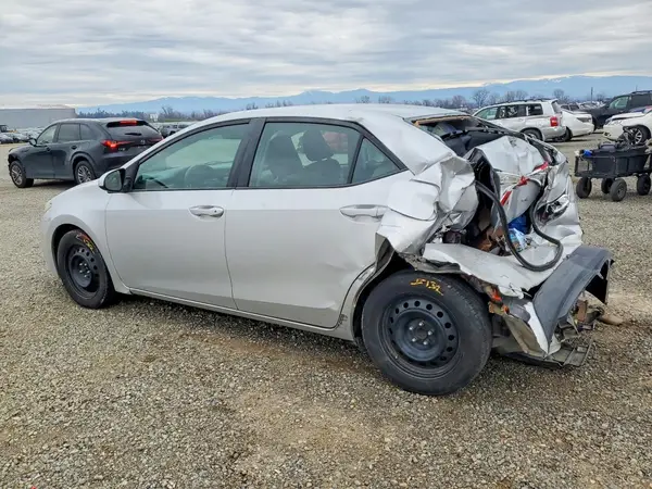 5YFBURHE1GP474122 2016 TOYOTA COROLLA - Image 2