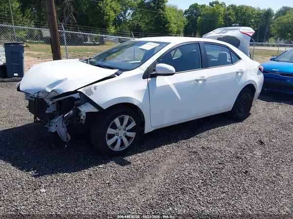 5YFBURHE1GP474329 2016 TOYOTA COROLLA - Image 2