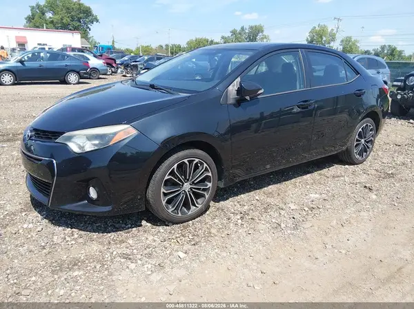 5YFBURHE1GP475805 2016 TOYOTA COROLLA - Image 2