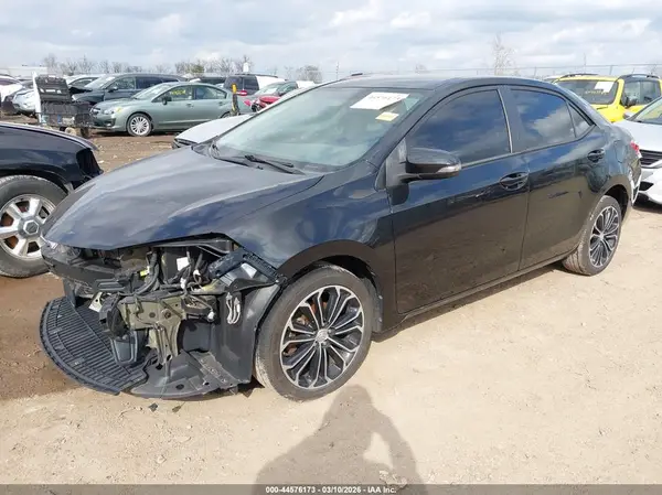 5YFBURHE1GP494712 2016 TOYOTA COROLLA - Image 2