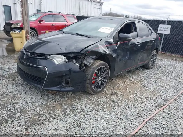 5YFBURHE1GP496007 2016 TOYOTA COROLLA - Image 2