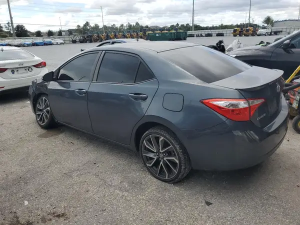 5YFBURHE1GP500220 2016 TOYOTA COROLLA - Image 2