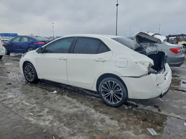 5YFBURHE1GP503697 2016 TOYOTA COROLLA - Image 2