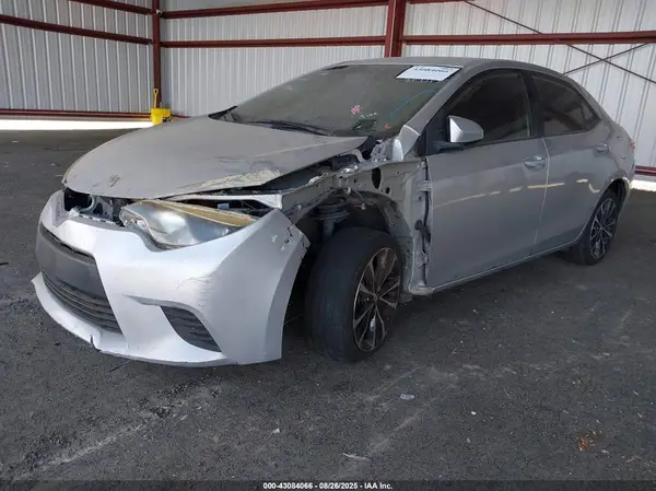 5YFBURHE1GP505160 2016 TOYOTA COROLLA - Image 2