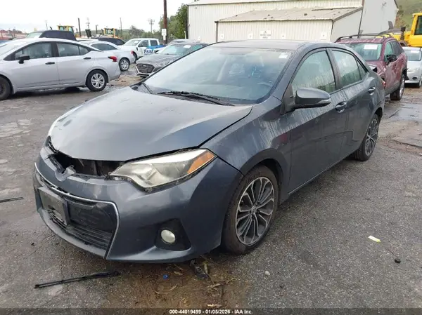 5YFBURHE1GP511797 2016 TOYOTA COROLLA - Image 2
