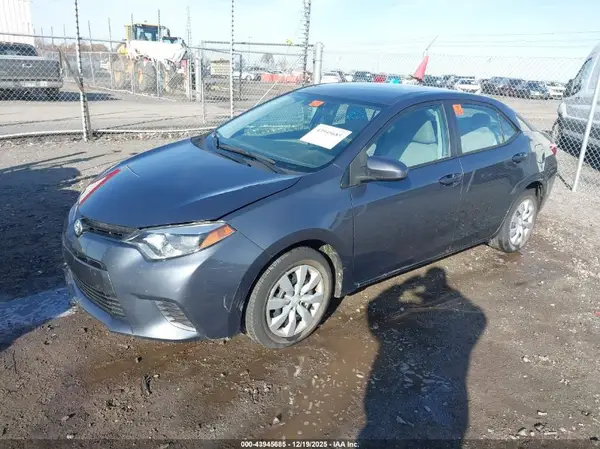 5YFBURHE1GP513551 2016 TOYOTA COROLLA - Image 2