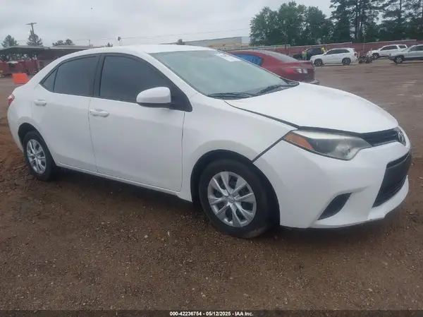 5YFBURHE1GP516837 2016 TOYOTA COROLLA - Image 1
