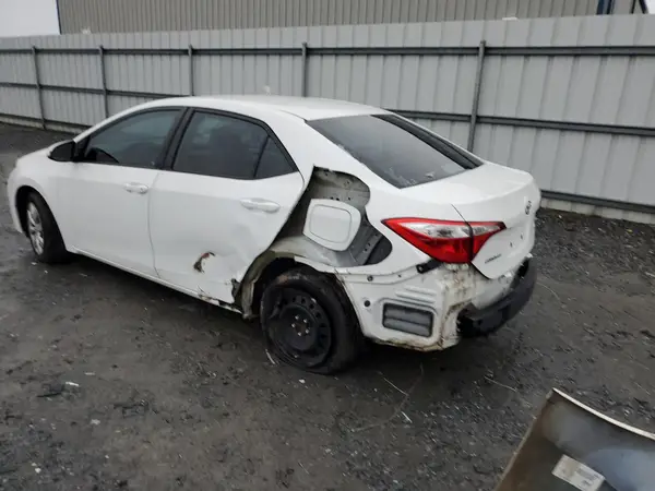 5YFBURHE1GP518684 2016 TOYOTA COROLLA - Image 2