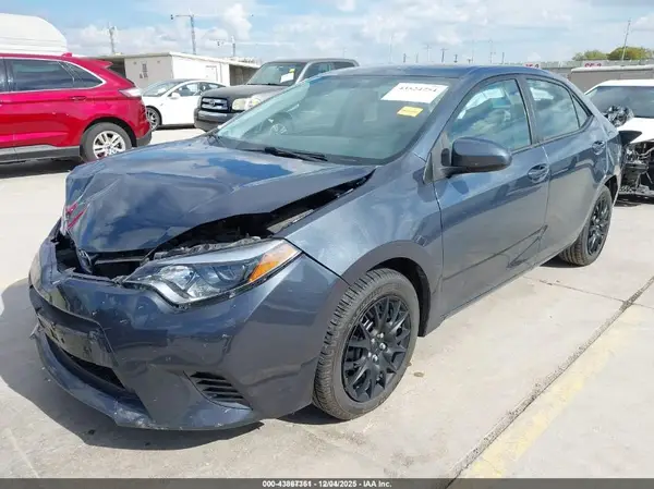 5YFBURHE1GP520743 2016 TOYOTA COROLLA - Image 2