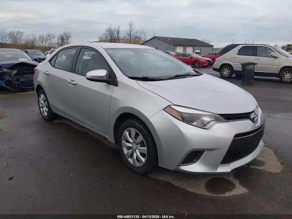 5YFBURHE1GP528373 2016 TOYOTA COROLLA - Image 1