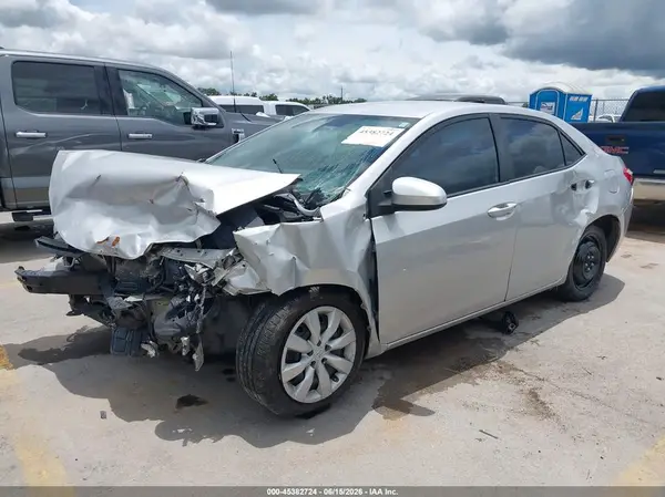 5YFBURHE1GP533573 2016 TOYOTA COROLLA - Image 2