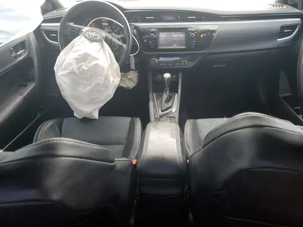 5YFBURHE1GP547599 2016 TOYOTA COROLLA - Image 8