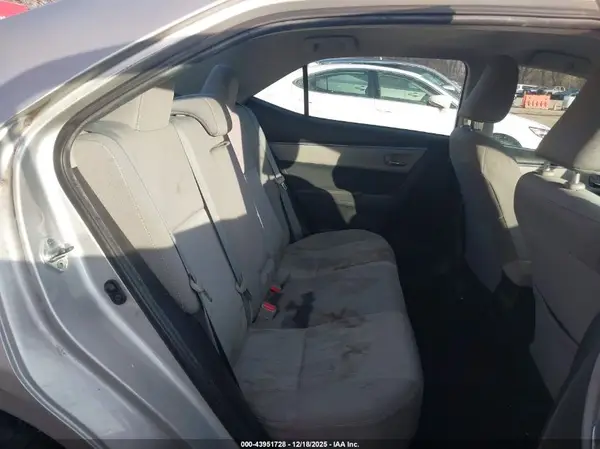 5YFBURHE1GP548574 2016 TOYOTA COROLLA - Image 8