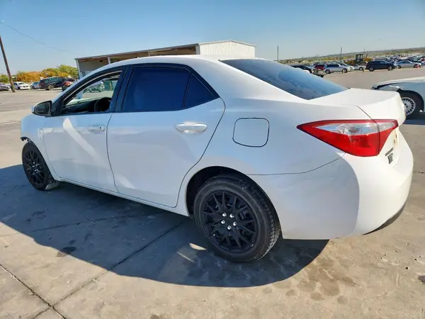 5YFBURHE1GP550177 2016 TOYOTA COROLLA - Image 2