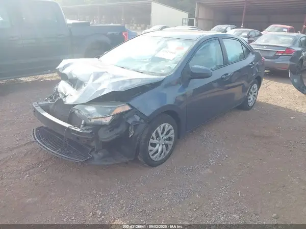 5YFBURHE1GP554083 2016 TOYOTA COROLLA - Image 2