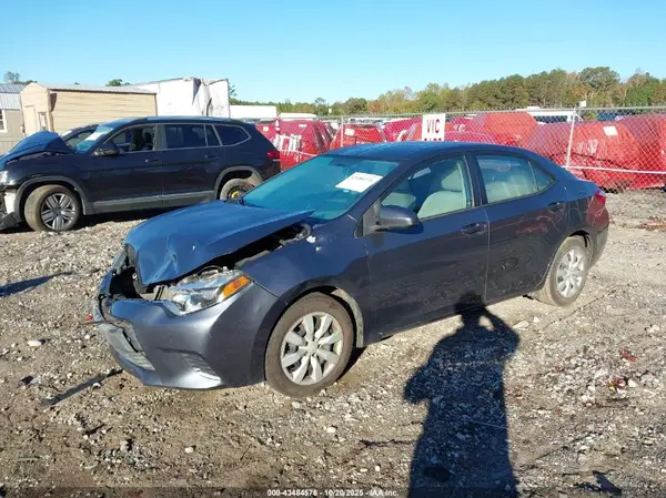5YFBURHE1GP556772 2016 TOYOTA COROLLA - Image 2