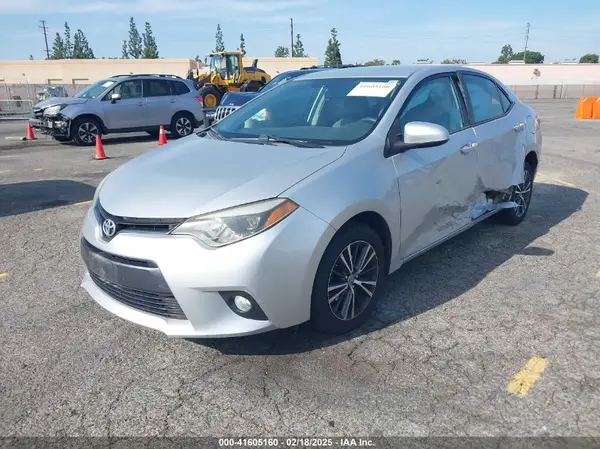 5YFBURHE1GP567061 2016 TOYOTA COROLLA - Image 2