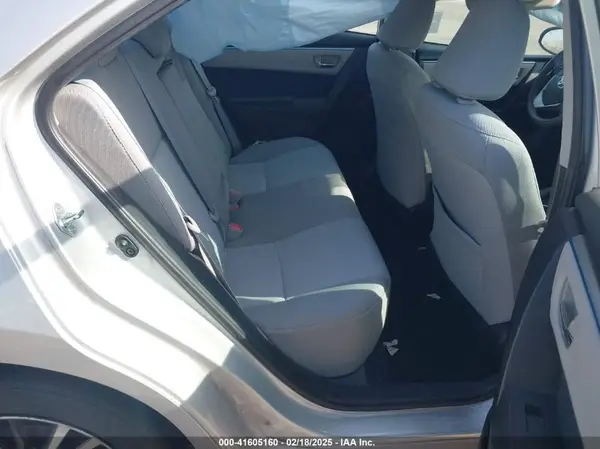 5YFBURHE1GP567061 2016 TOYOTA COROLLA - Image 8