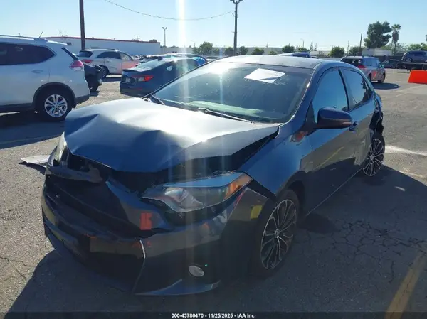 5YFBURHE1GP567206 2016 TOYOTA COROLLA - Image 2