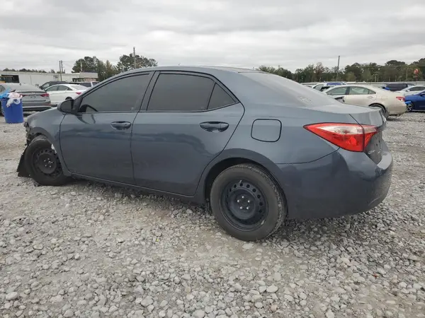 5YFBURHE1HP570351 2017 TOYOTA COROLLA - Image 2