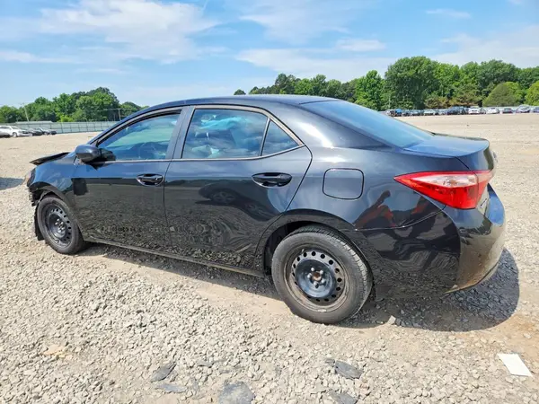 5YFBURHE1HP573024 2017 TOYOTA COROLLA - Image 2