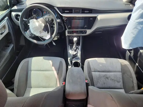 5YFBURHE1HP573024 2017 TOYOTA COROLLA - Image 8