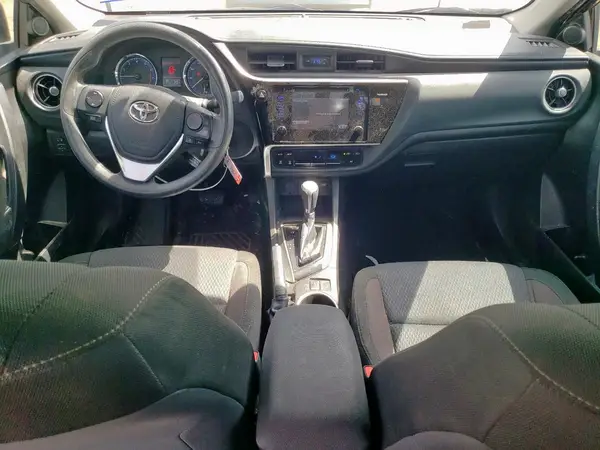 5YFBURHE1HP576554 2017 TOYOTA COROLLA - Image 8