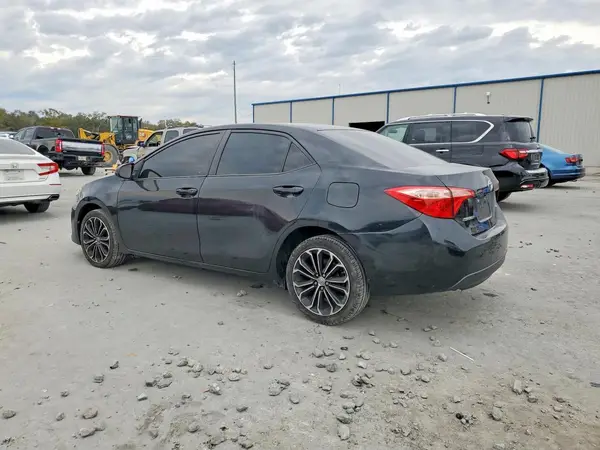 5YFBURHE1HP579731 2017 TOYOTA COROLLA - Image 2